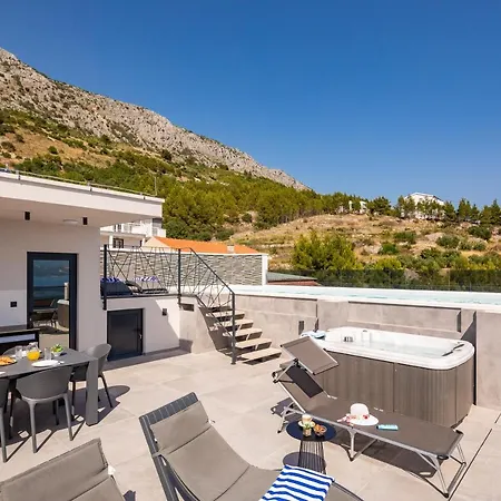 Adriatic Rooftop - Private Heated Pool