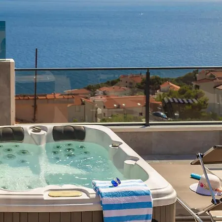 Adriatic Rooftop - Private Heated Pool