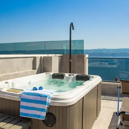 Adriatic Rooftop - Private Heated Pool 别墅 Stanici