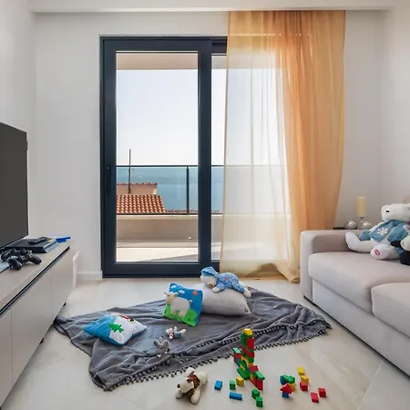 Adriatic Rooftop - Private Heated Pool Вилла