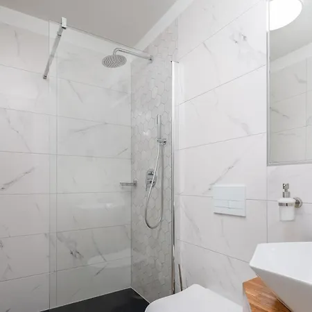 Adriatic Rooftop - Private Heated Pool Вилла *